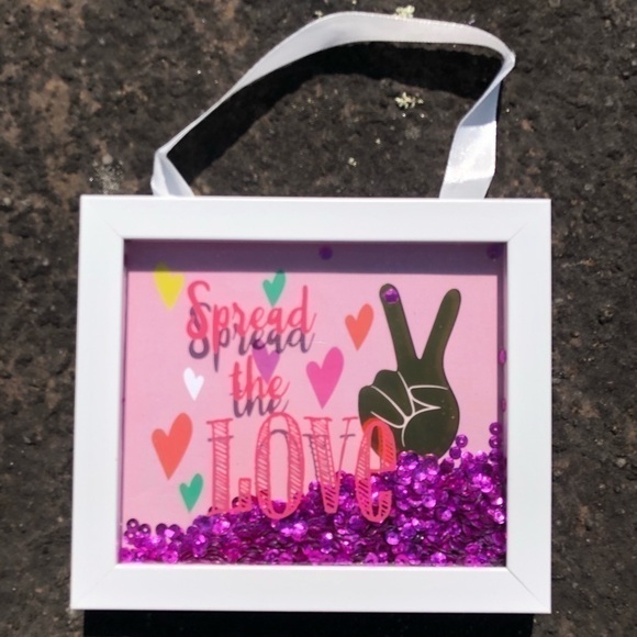 𝅺“spread The Love” Kid’s Motivational Decor Sign - Picture 2 of 5